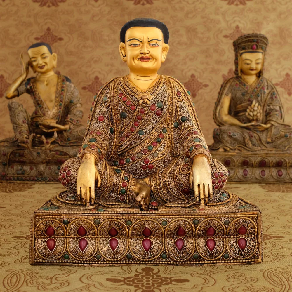 Guru Marpa Statue mit Filigran, er ist Teil des Guru Ensemble.