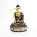 Amitabha Buddha Statue, aus Kupfer gegossene Figur, Wachsausschmelztechnik, mit Filigran verziert, versilbert und vergoldet mit farbigen Steinen besetzt. Das Gesicht ist in Gold gefasst.