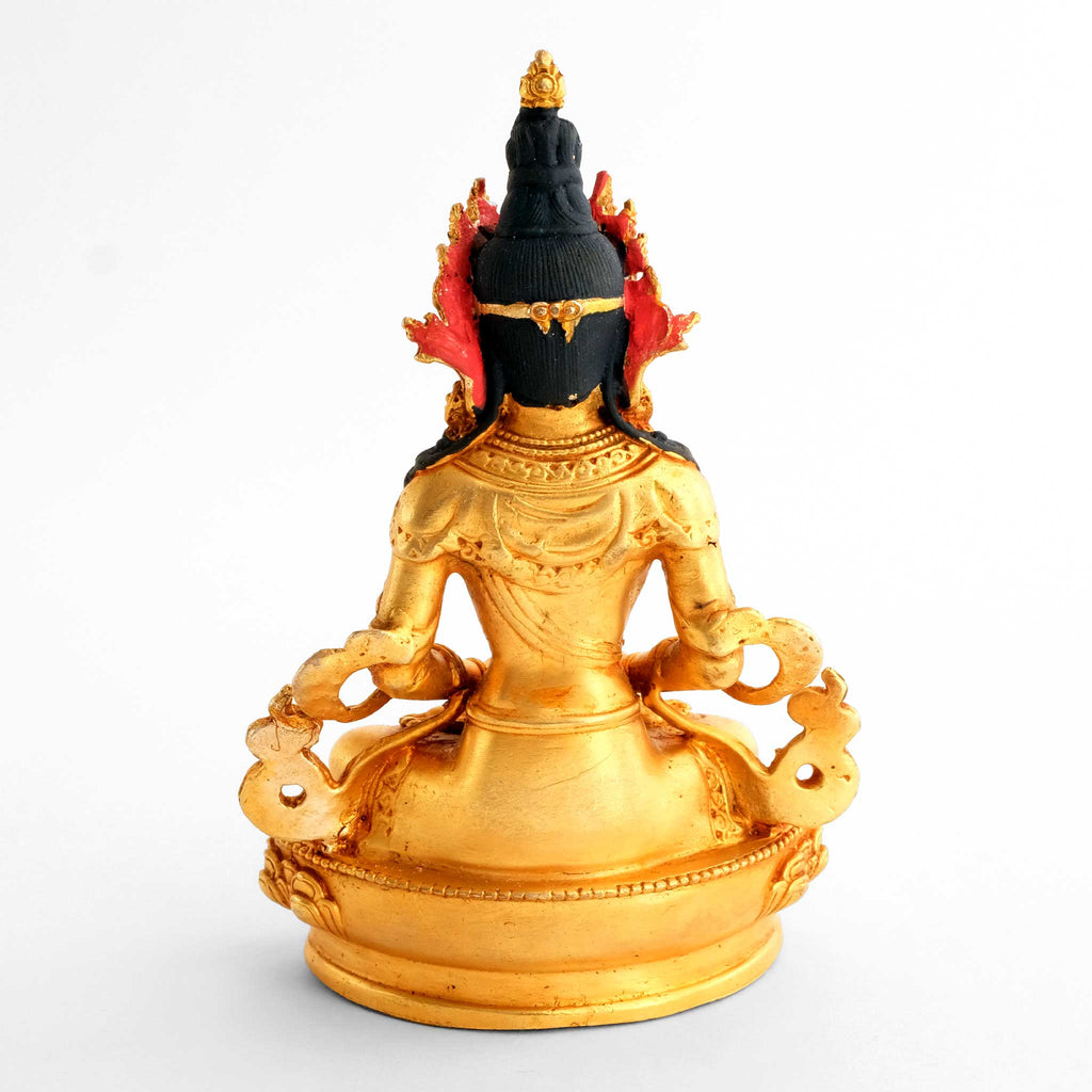 Amitayus Buddha Statue, kleine vergoldete Figur, detaillierter Kupferguss. Rückseitige Ansicht.