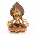 Jambhala Statue  mit Aureole, die Figur ist  mit Filigran gestaltet, vergoldet und versilbert, mit Türkis, Koralle und Lapislazuli besetzt. Das Gesicht ist in Gold gefasst.