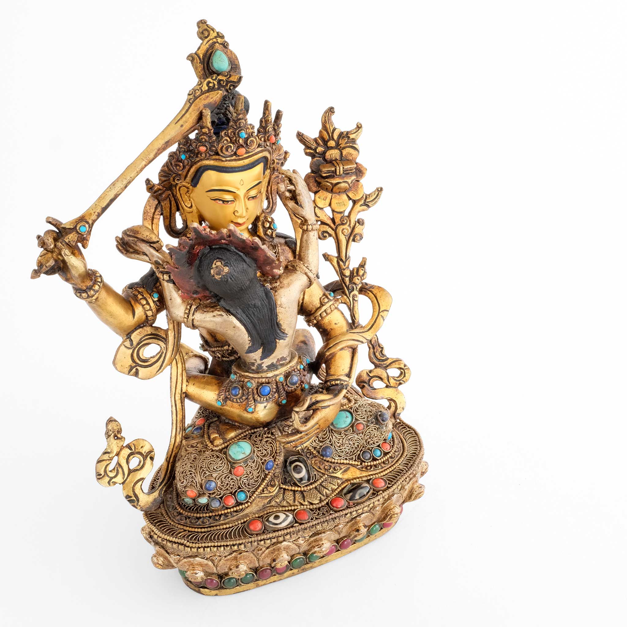 Manjushri in Yab Yum mit Gefährtin, Seitenansicht der Statue mit Filigran und farbigen Steinen