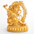 Kleine Vajrapani Statue, vergoldeter Chana Dorje mit Flammenkranz.